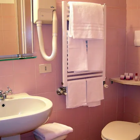 Buenos Aires 酒店 3*